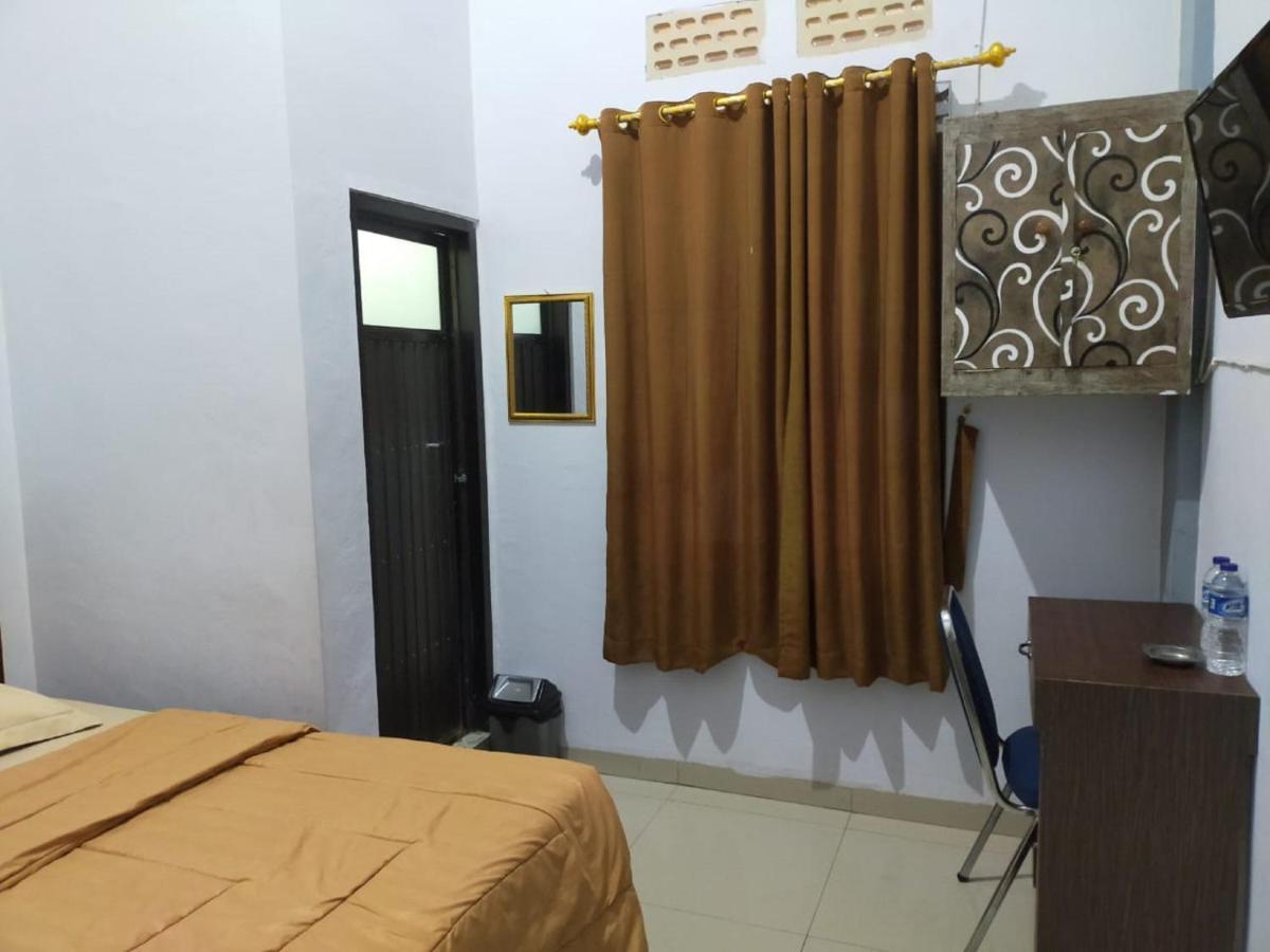Oyo 3373 Favour Hotel Pagaralam Exterior foto